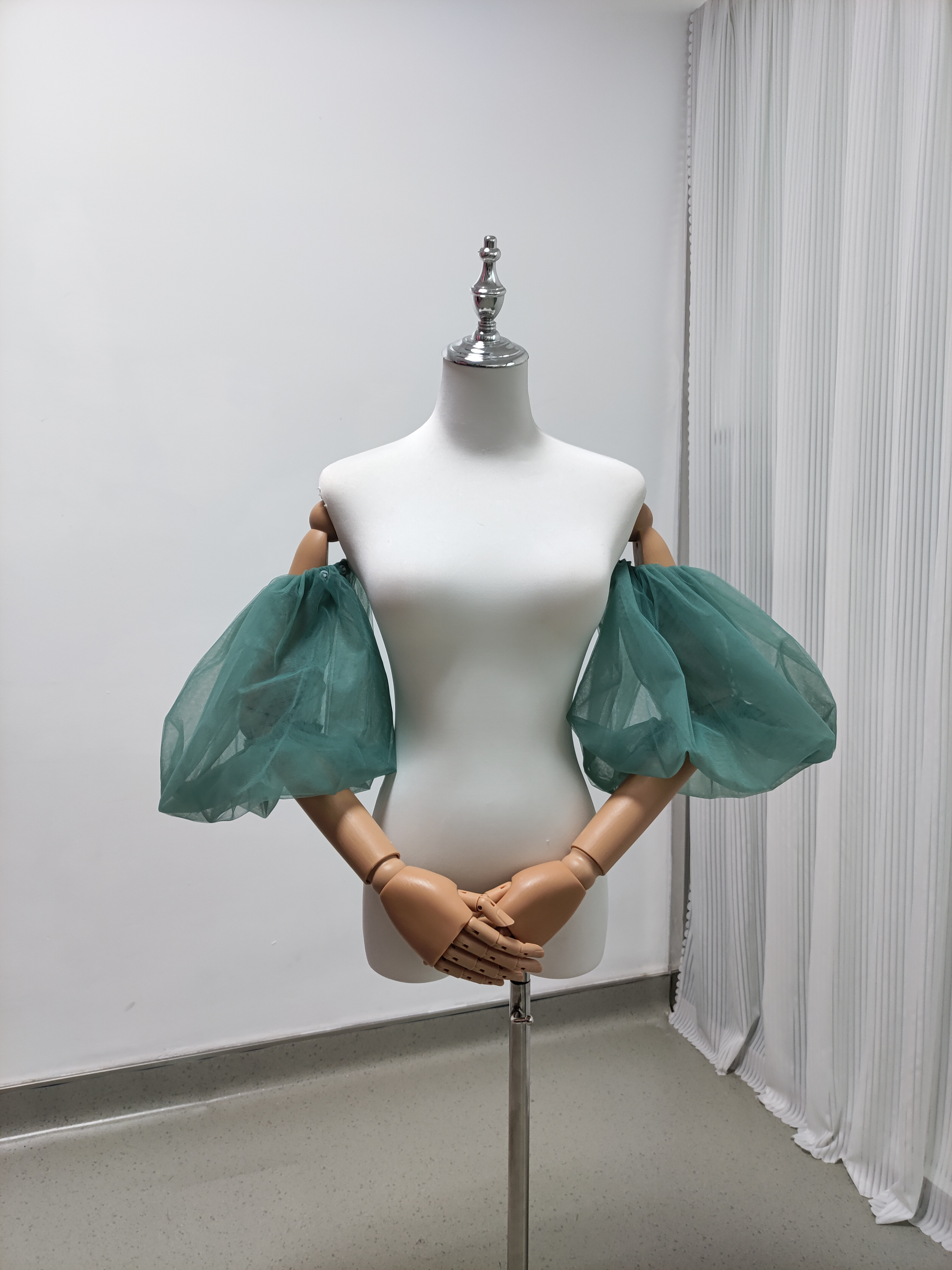 送料無料！パフスリーブ 取り外し ストレッチ ライト グリーン 色直し ソフトチュール ウェディングドレス オーガンジー