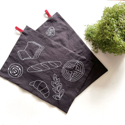 パンのオリジナルイラスト⭐︎刺繍マルチクロス① 5枚目の画像