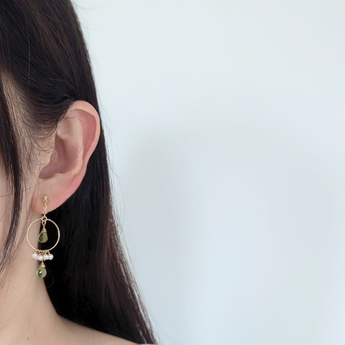 14kgf 雫ペリドットフープピアス☆淡水パール ピアス（フック 