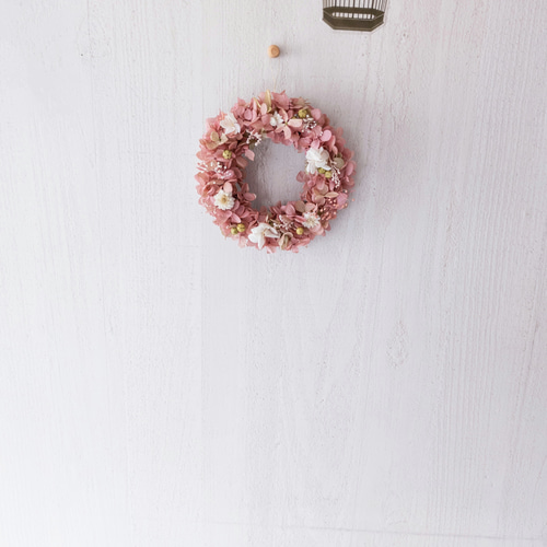 優しげくすみピンクのミニリース 秋冬 プリザーブドフラワー紫陽花