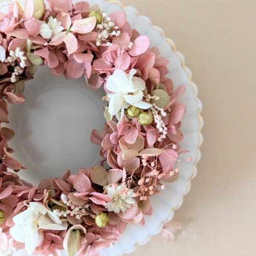 優しげくすみピンクのミニリース 秋冬 プリザーブドフラワー紫陽花