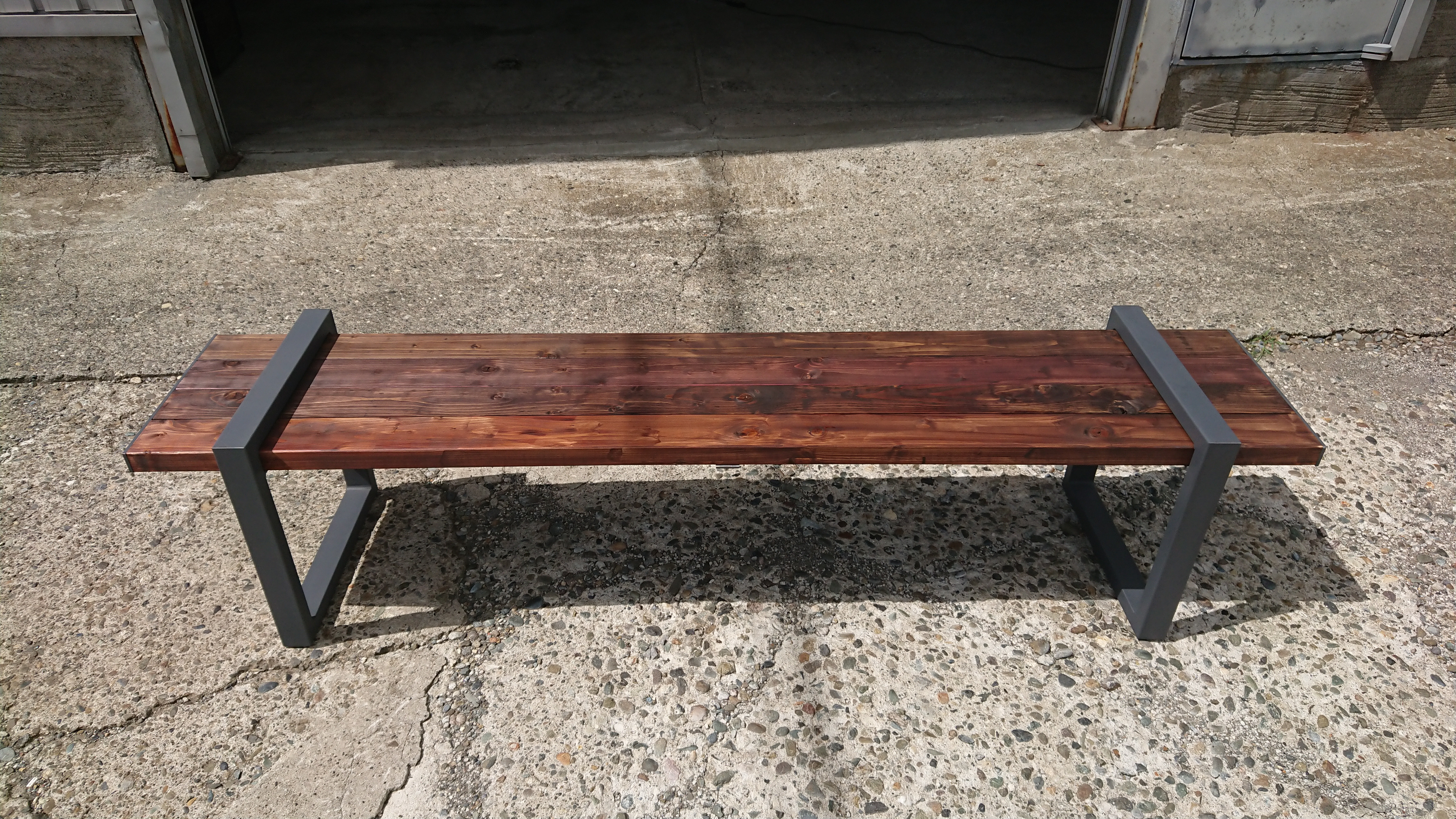 マットグレーでアイアンなお洒落ベンチ♪ 38×356×1832×400mm 組立式