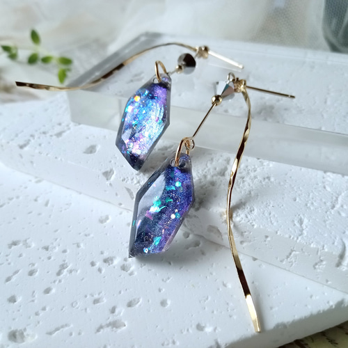 幻想的鉱石ピアス ピアス（スタッド・一粒） LUNA 通販 18189148