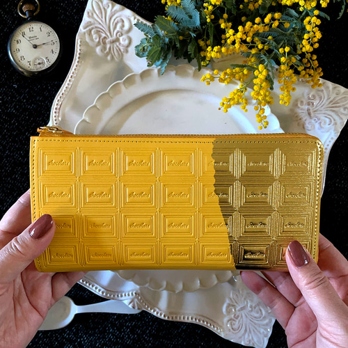 革のミモザ色チョコ長財布（金の包み紙） 長財布 trooms 通販 18189180