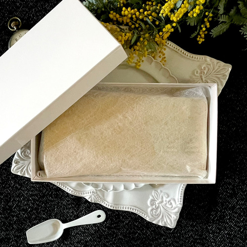 革のミモザ色チョコ長財布（金の包み紙） 長財布 trooms 通販 18189180