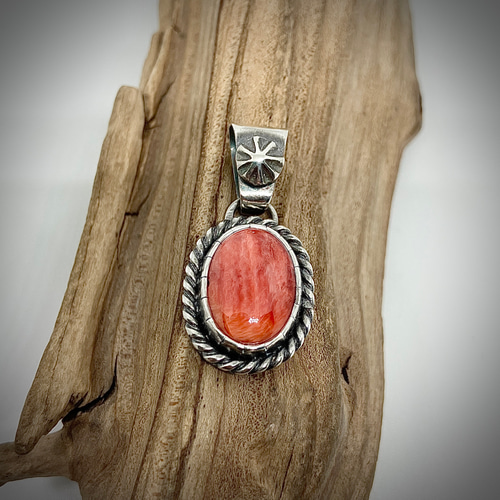 スパイニーオイスターシェル シルバー ネックレス ペンダント