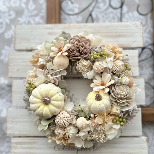 ホワイトパンプキンのアイボリー系ハロウィン造花リース ホワイトパンプキンのアイボリー系ハロウィン造花リース ホワイト