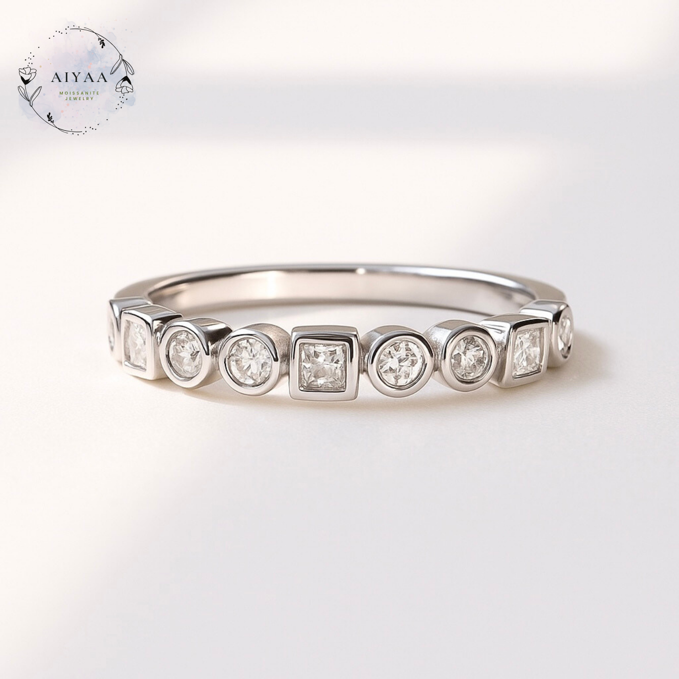 モアサナイト プリンセス＆ラウンド 2mm 9石 ハーフエタニティリング