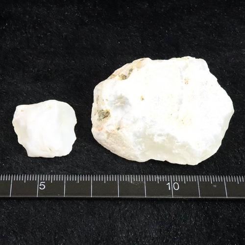 島根県大津島産 玉髄 カルセドニー 原石2個セット 66.5g