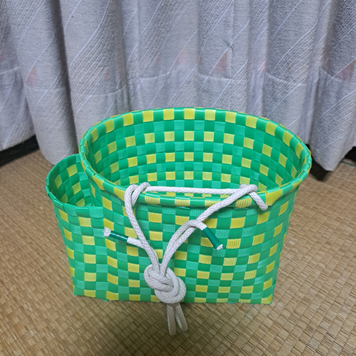 PPバンドかご(ポケット付き はけご 小)、収穫かご、プラカゴ 模様a-緑