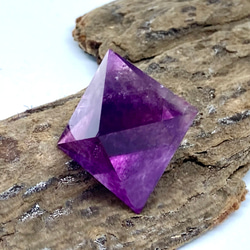 手磨き蛍石八面体 No.1 その他インテリア雑貨 タチモリ堂 通販