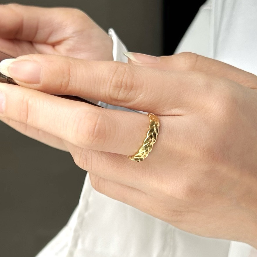 【Silver925/18KGP✴︎*】三つ編みリング★嬉しいフリーsize ✴︎*