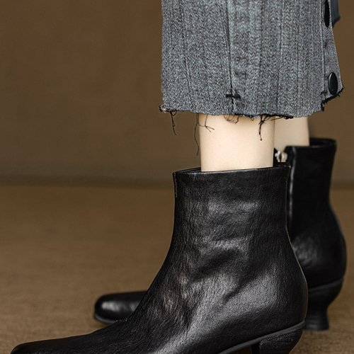 COLE HAAN ショートブーツ レザー　25cm 太ヒール サイドジップ 本革 羊革 レザー チャンキーヒール ショートブーツ ポインテッドトゥ
