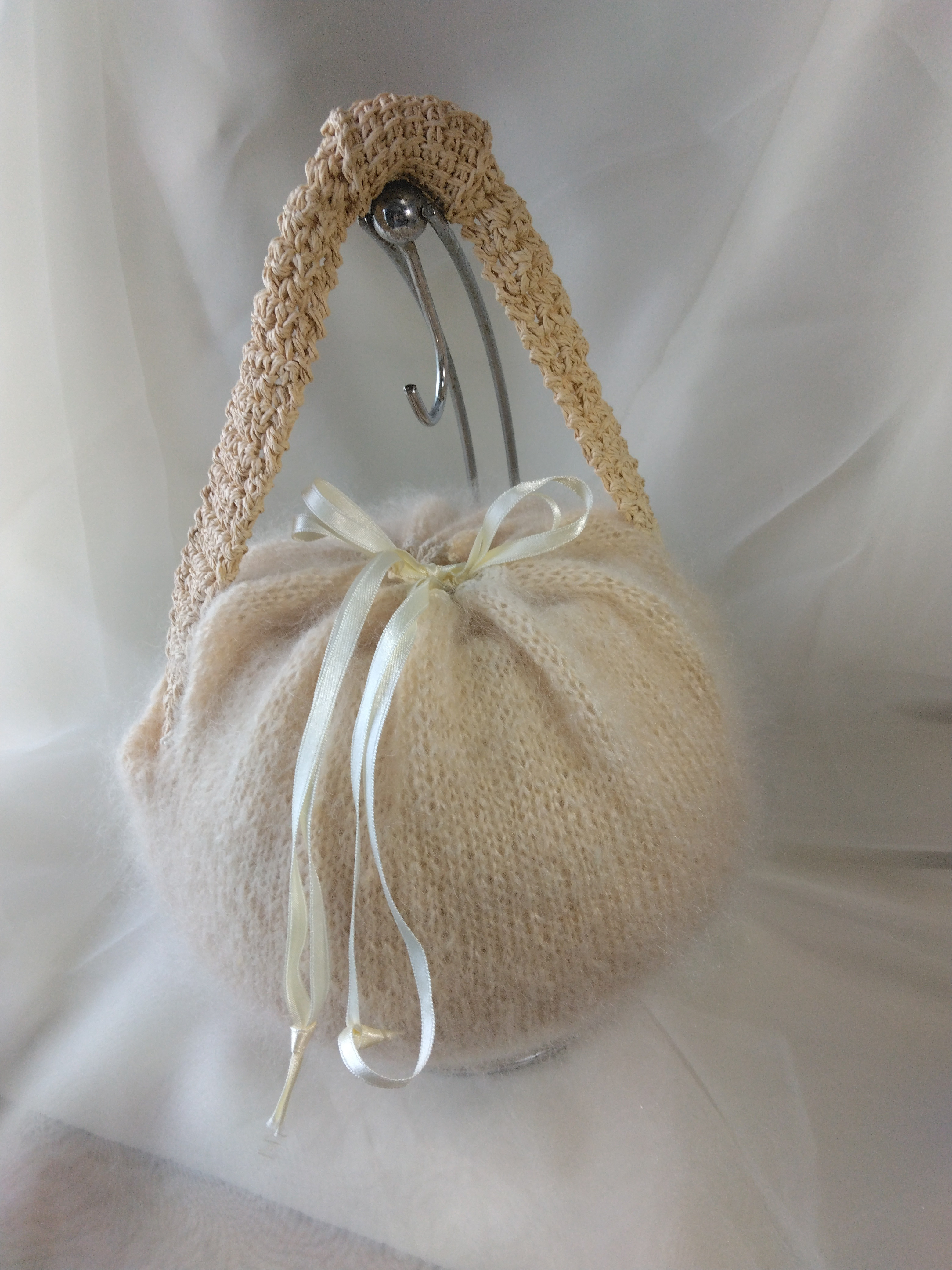 マルバッグ(大)　こう見えてバッグです 秋冬仕様でカバーをしています カバーを取るとオールシーズン用です