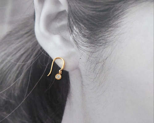 再販可】K18YG ダイヤモンド アメリカンピアス フックピアス
