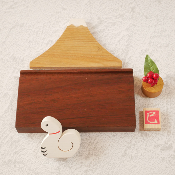 【2025年ぷち干支】ぷちへび（巳）とぷち富士の干支飾り 3枚目の画像