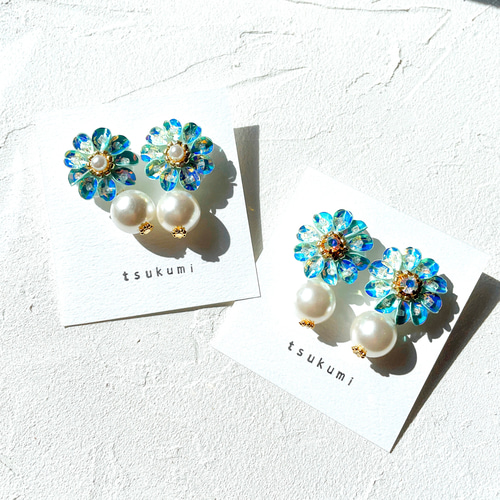 華- スパンコール ブルー／お花/パール/ ピアス/イヤリング ピアス
