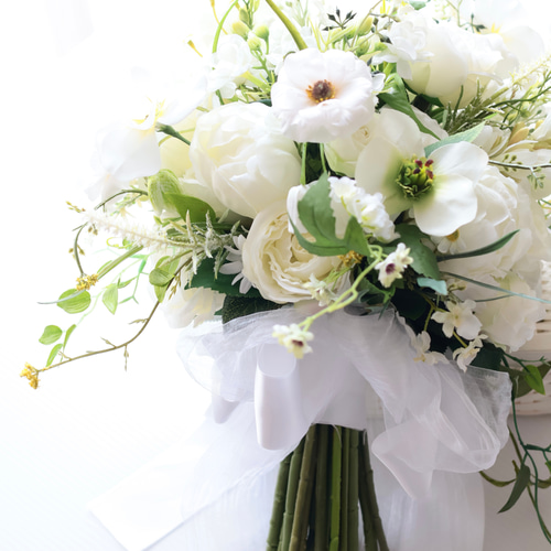 soui. ホワイト　ウェディングブーケ ウエディングブーケ(ホワイト)