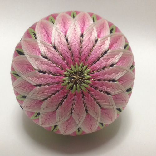 手まり 菊026 その他置物 hachio 通販 18192568|Creema(クリーマ) 手まり 菊026 その他置物 hachio 通販 18192568|Creema(クリーマ)