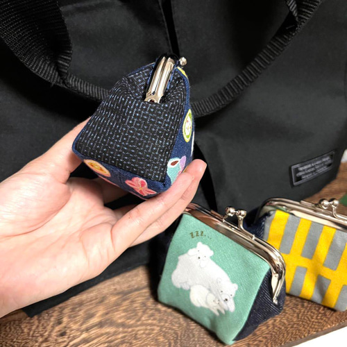 ハンドメイドミニがま口財布小銭入れシロクマ親子とデニムツートーン  