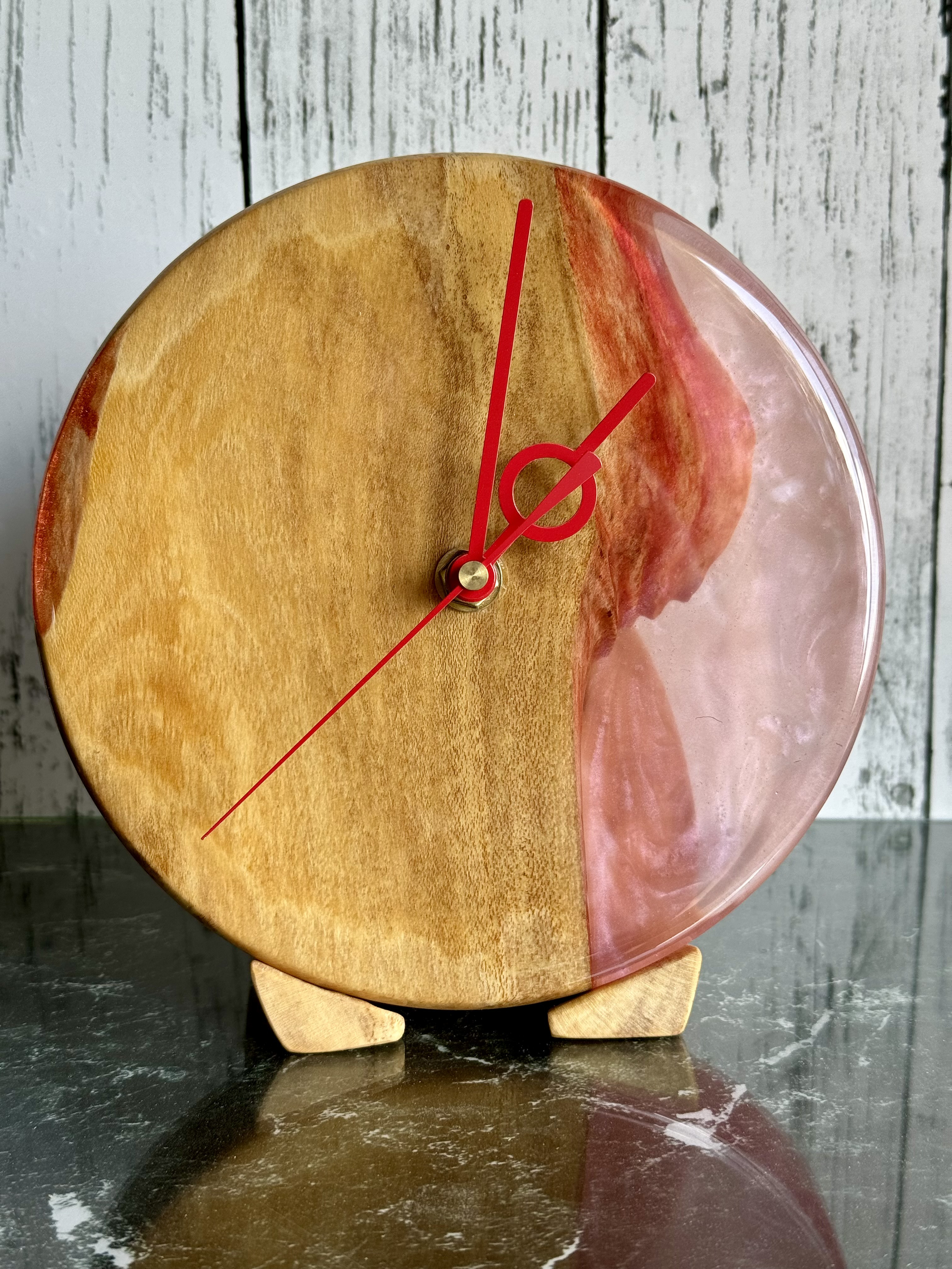 ウッドレジン置き時計〜赤桃の夕焼け〜