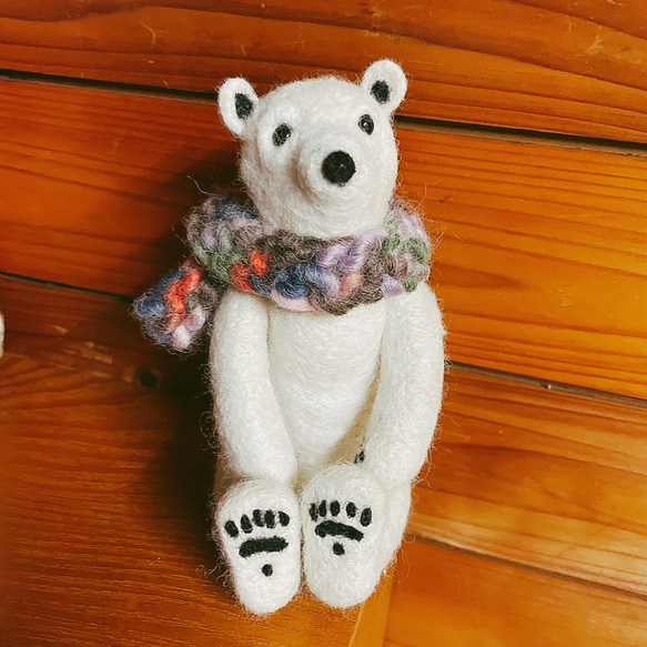 くま　人形　インテリア　ハンドメイド　羊毛フェルト フィギュア 羊毛フェル 白くまの置物 羊毛フェルト fab! HandWorks 通販 18192636