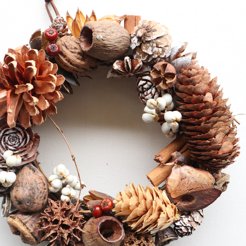 木の実の秋リース① リース viento 通販 18192888｜Creema(クリーマ)