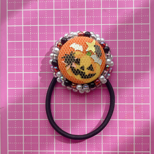 NSKY様 ハロウィン じゃらじゃら ビーズ ヘアゴム☆ハンドメイド NSKY様 じゃらじゃら シュシュ☆ハンドメイド☆ビーズ ヘアゴム