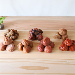 敬老の日、内祝、お誕生日に！　紀州南高梅７種類食べ比べセット 1枚目の画像