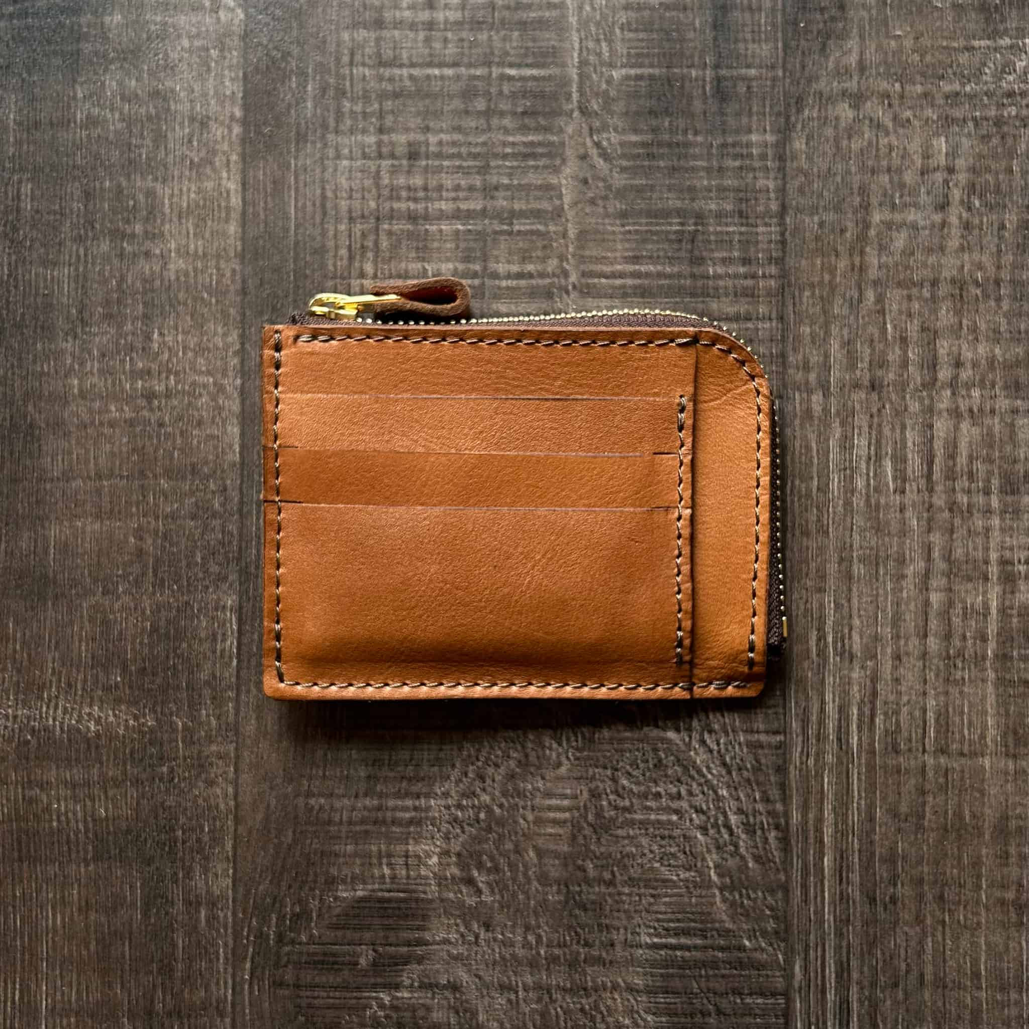 L字ファスナー財布