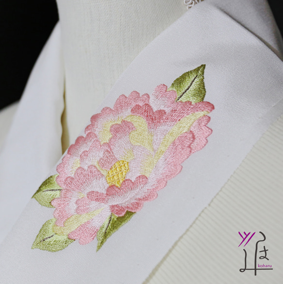 和想庵】♡手描きの美しい半衿 親しい ♡正絹 ♡金糸の刺繍