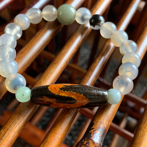 龍紋 皇帝龍五本爪 龍神天珠とミャンマー翡翠、龍紋瑪瑙のブレスレット