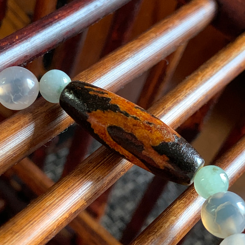 龍紋 皇帝龍五本爪 龍神天珠とミャンマー翡翠、龍紋瑪瑙のブレスレット