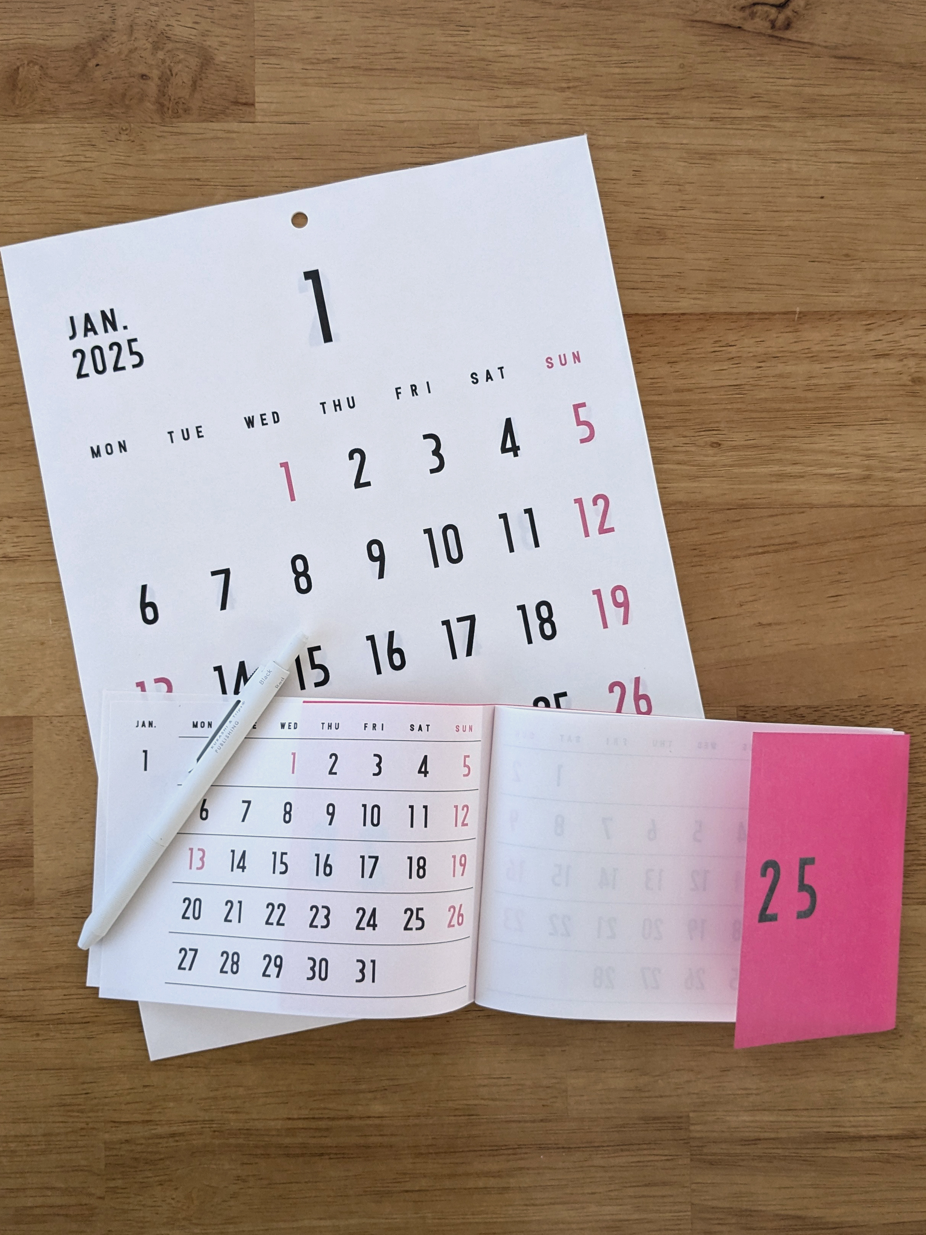 超レア！山◯組カレンダー本物 2025年 壁掛けカレンダー 超レア！山◯組カレンダー本物 2025年 壁掛けカレンダー 壁かけ