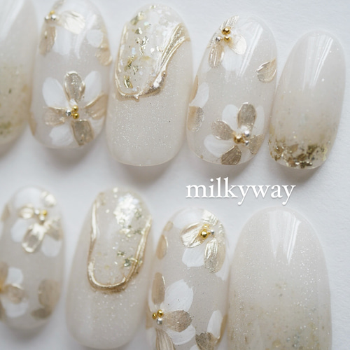 現品 ホワイト×ミラーフラワー ネイルチップ ネイルチップ（つけ爪