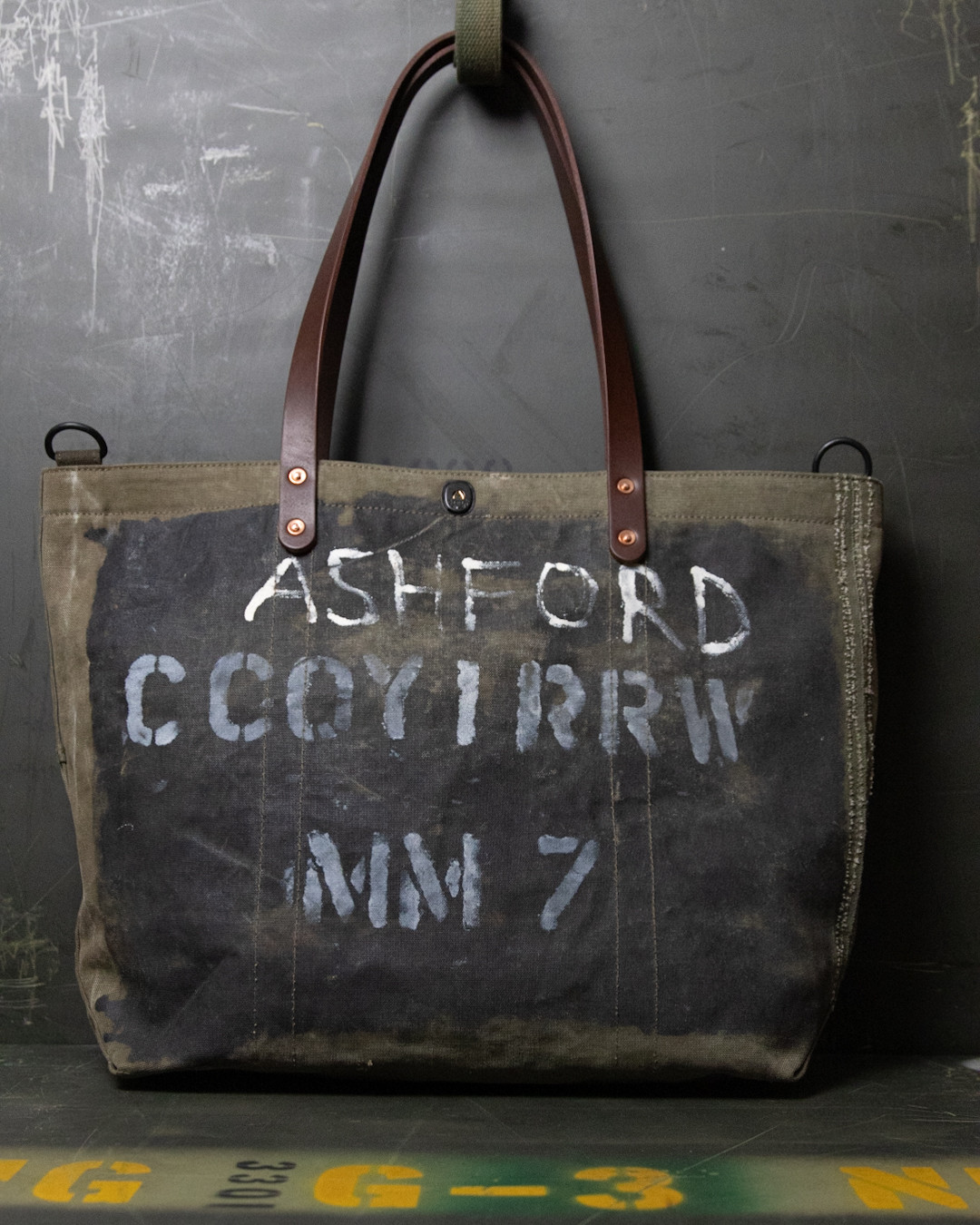 〜70's イギリス軍　キャンバス　ランドリーバッグ　ヴィンテージ 〜70's イギリス軍　キャンバス　ランドリーバッグ　ヴィンテージ