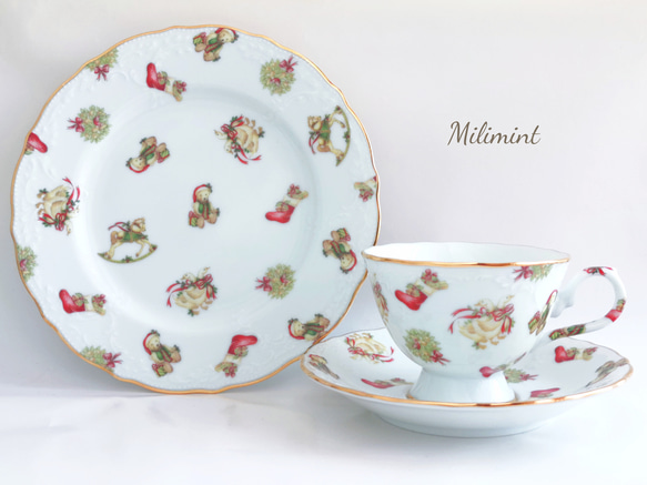 【受注制作】クリスマスパーティー♪ティーセット(カップ＆ソーサー、19.4cmプレート)　クリスマス食器　クリスマス柄 3枚目の画像