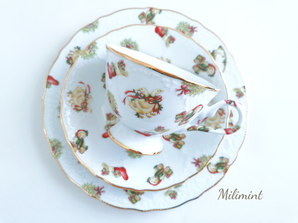 【受注制作】クリスマスパーティー♪ティーセット(カップ＆ソーサー、19.4cmプレート)　クリスマス食器　クリスマス柄 2枚目の画像