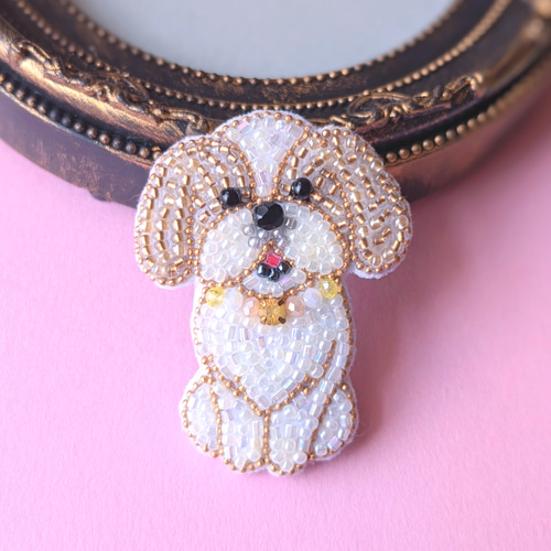 シーズー(ゴールド&ホワイト) うちの子ブローチ ビーズ刺繍 ブローチ 