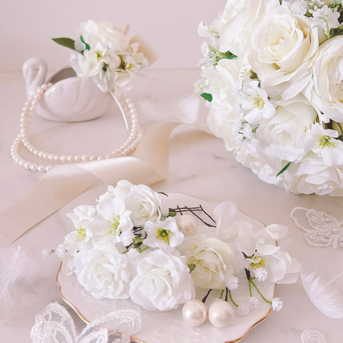 【2点セット】ホワイトブーケ、ブートニア ウエディング カスミソウ、バラ 2点セット】ホワイトブーケ、ブートニア ウエディング カスミソウ