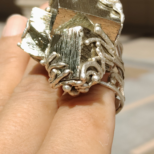 激安卸価格 水入り水晶リング　指輪☆ 古代水入り　シルバー 0e97d980503c830b974c6f2d49b253