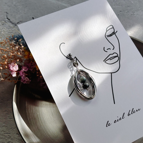 大ぶり輪の中の天然石イヤリング グレータイガーアイ 天然石