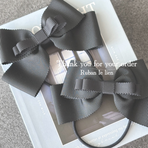 リボンゴム 黒リボンゴム 2個セット 木馬リボンゴム キッズリボンゴム