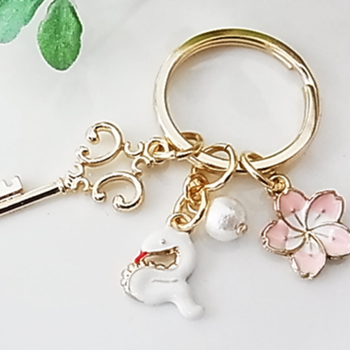 限定品☆願叶言霊 白蛇オルゴキーホルダー 限定品☆願叶言霊 白蛇