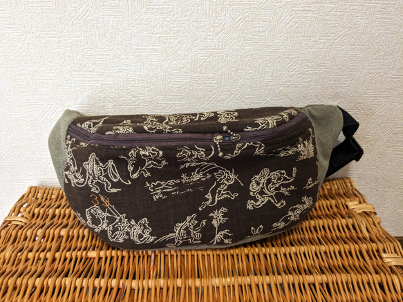 ユニセックス 鳥獣戯画帆布ボディバッグ茶×カーキウエストバッグ
