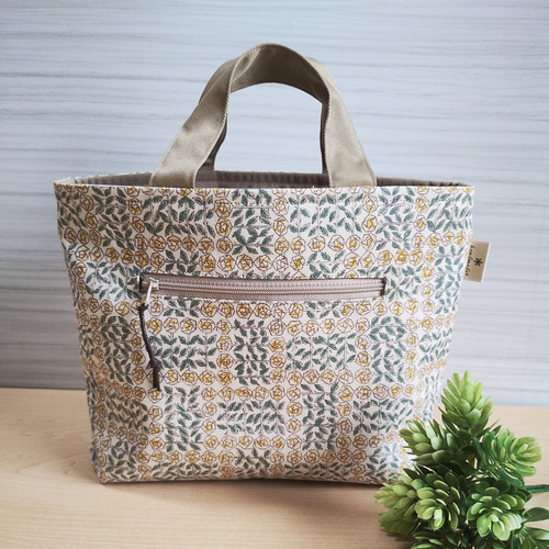 meさま 洗えるバッグインバッグ ハンドメイド リバティ スリーピングローズ meさま 洗えるバッグインバッグ ハンドメイド リバティ