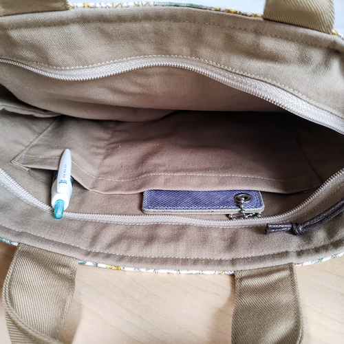 おでかけにも使えるバッグインバッグ ファスナー付ミニトートバッグ