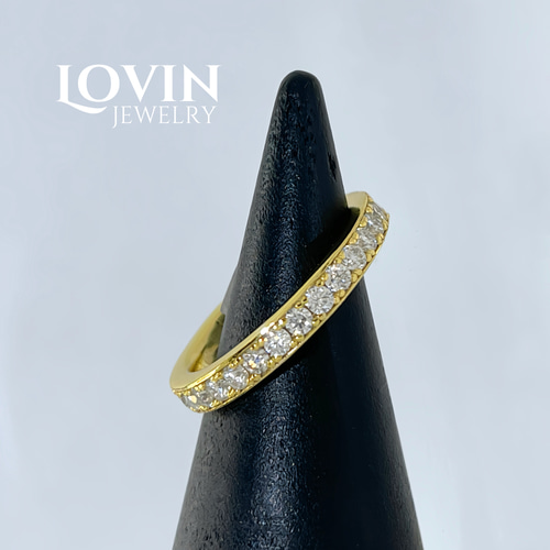 Kaorin様 / 最高級モアサナイト / フルエタニティリング / レール留め モアサナイト／フルエタニティリング／1石あたり2mm／レール留め