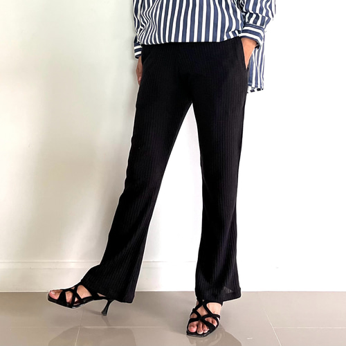 リブ素材レギンスフレアパンツ 一枚で履ける スパッツ 黒ストレッチ