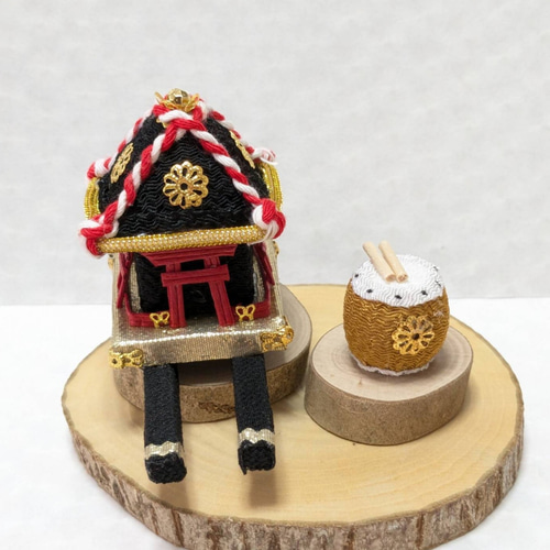 ちりめん細工 ちりめん細工の御神輿 （天然木の切り株と大太鼓のセット